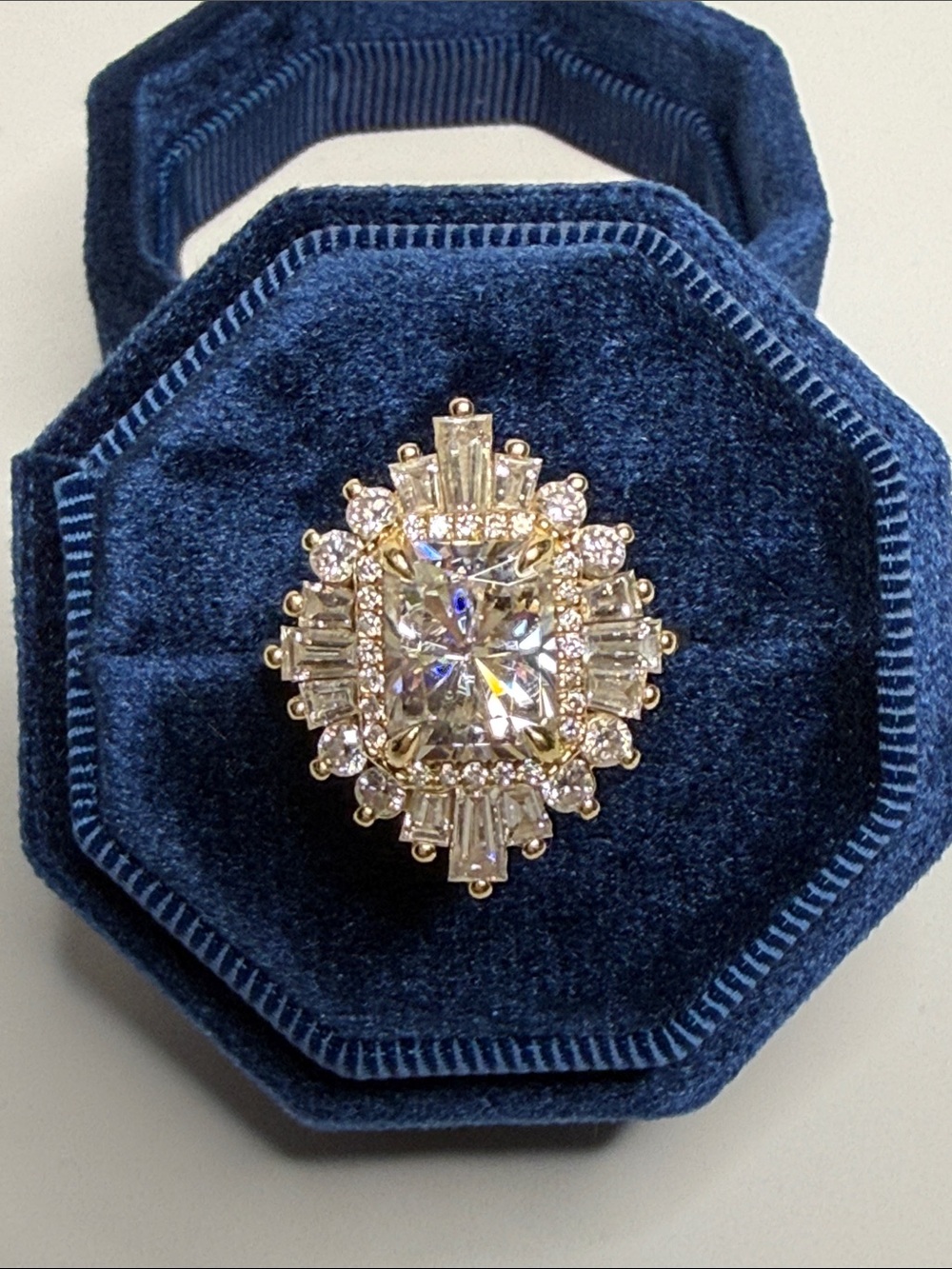 Women Jewelry - Picture 3 of 10